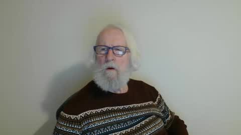 Snapshot of onanister chatting on 31, 1, 2025 Somewhere over the rainbow online show from 31, 1, 2025