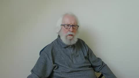 Snapshot of onanister chatting on 5, 2, 2025 Somewhere over the rainbow online show from 5, 2, 2025