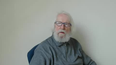 Snapshot of onanister chatting on 9, 2, 2025 Somewhere over the rainbow online show from 9, 2, 2025