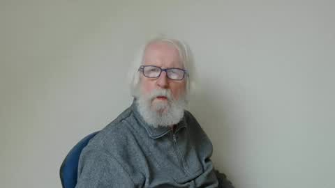 Snapshot of onanister chatting on 10, 2, 2025 Somewhere over the rainbow online show from 10, 2, 2025