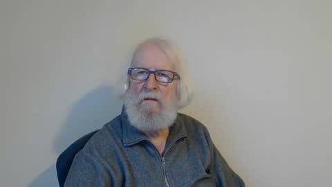 Snapshot of onanister chatting on 13, 2, 2025 Somewhere over the rainbow online show from 13, 2, 2025