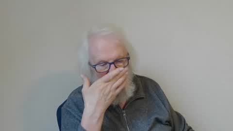 Snapshot of onanister chatting on 20, 2, 2025 Somewhere over the rainbow online show from 20, 2, 2025