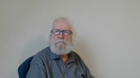 Snapshot of onanister chatting on 22, 2, 2025 Somewhere over the rainbow online show from 22, 2, 2025