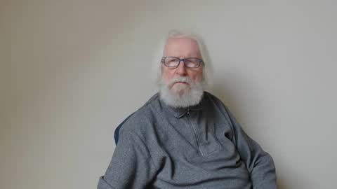 Snapshot of onanister chatting on 23, 2, 2025 Somewhere over the rainbow online show from 23, 2, 2025