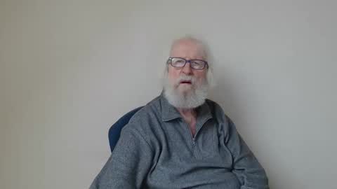 Snapshot of onanister chatting on 25, 2, 2025 Somewhere over the rainbow online show from 25, 2, 2025