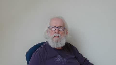 Snapshot of onanister chatting on 1, 3, 2025 Somewhere over the rainbow online show from 1, 3, 2025