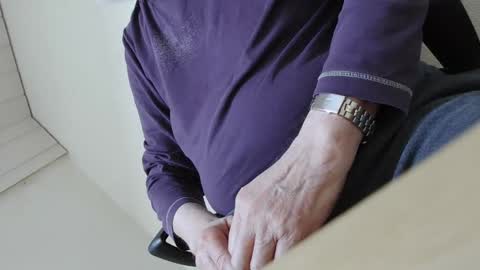 Snapshot of onanister chatting on 4, 3, 2025 Somewhere over the rainbow online show from 4, 3, 2025