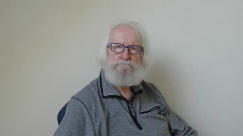 Snapshot of onanister chatting on 9, 3, 2025 Somewhere over the rainbow online show from 9, 3, 2025