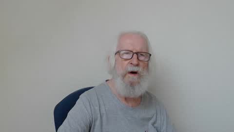 Snapshot of onanister chatting on 12, 9, 2025 Somewhere over the rainbow online show from 12, 9, 2025