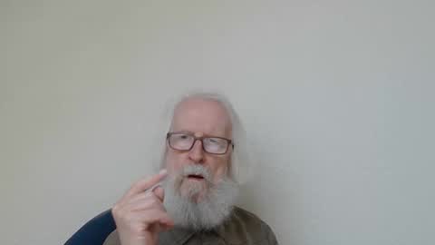 Snapshot of onanister chatting on 4, 10, 2025 Somewhere over the rainbow online show from 4, 10, 2025