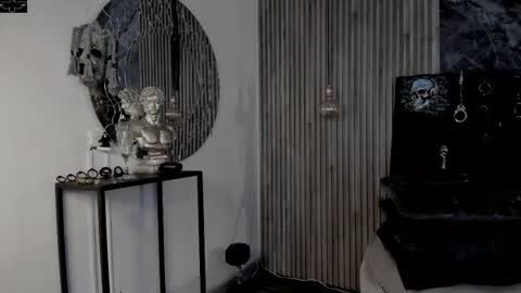     ... online show from 25, 10, 2025