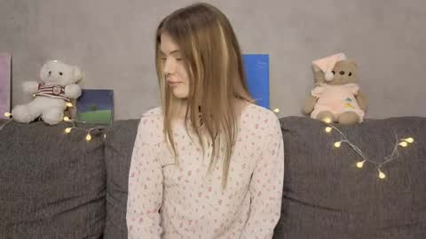 Snapshot of one_more_touch chatting on 28, 5, 2026 Eva online show from 28, 5, 2026