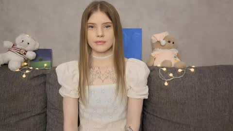Snapshot of one_more_touch chatting on 31, 5, 2026 Eva online show from 31, 5, 2026