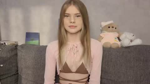 Snapshot of one_more_touch chatting on 25, 6, 2026 Eva online show from 25, 6, 2026