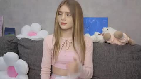 Snapshot of one_more_touch chatting on 29, 7, 2026 Eva online show from 29, 7, 2026