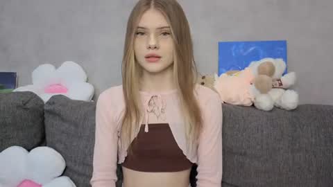 Snapshot of one_more_touch chatting on 5, 8, 2026 Eva online show from 5, 8, 2026