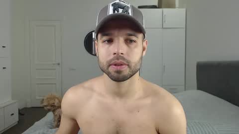 onebestlover online show from 7, 3, 2025