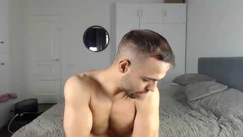 onebestlover online show from 22, 10, 2025