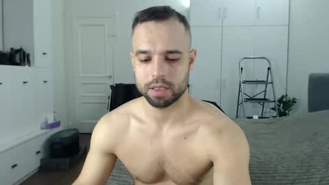 onebestlover online show from 24, 4, 2026