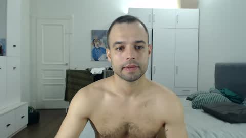 onebestlover online show from 24, 7, 2026