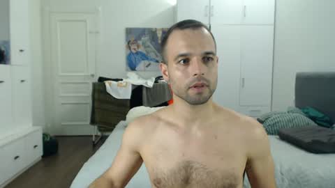 onebestlover online show from 24, 7, 2026