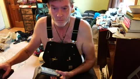 onehandwashestheother online show from 8, 7, 2026