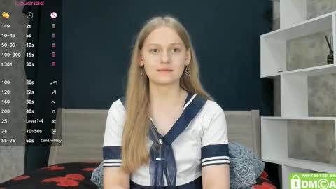 Snapshot of onelovelyalice chatting on 4, 3, 2025 onelovelyalice online show from 4, 3, 2025