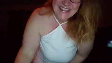 Snapshot of onespet chatting on 9, 3, 2025 Onespet online show from 9, 3, 2025