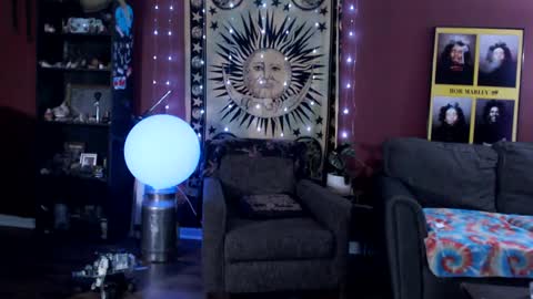 Only1JTreasure online show from 4, 2, 2025