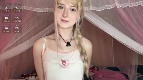 Snapshot of onlyeva1 chatting on 15, 5, 2026 Eva online show from 15, 5, 2026