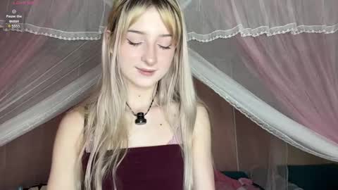Snapshot of onlyeva1 chatting on 23, 5, 2026 Eva online show from 23, 5, 2026