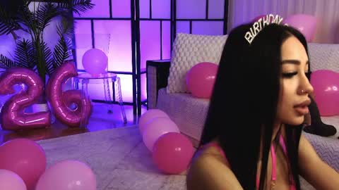 Xandra online show from 4, 6, 2026