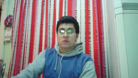 oomaurooo online show from 17, 12, 2024