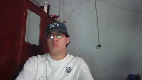 oomaurooo online show from 25, 12, 2024