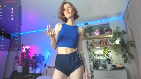 Snapshot of oooooo_li chatting on 21, 10, 2025 Olivia. online show from 21, 10, 2025