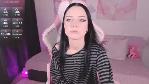 Snapshot of ophelia_amber chatting on 17, 6, 2026 Ophelia online show from 17, 6, 2026