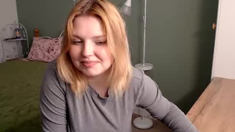 Snapshot of opheliaritz chatting on 13, 6, 2026 Ophelia online show from 13, 6, 2026