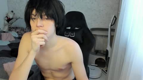 Snapshot of opiunarium chatting on 4, 2, 2026 Bella and John online show from 4, 2, 2026