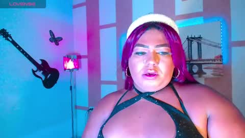 Snapshot of opraxbell chatting on 23, 10, 2025 OpraxBell online show from 23, 10, 2025