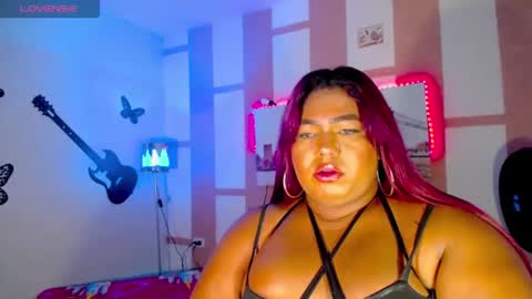 Snapshot of opraxbell chatting on 21, 11, 2025 OpraxBell online show from 21, 11, 2025