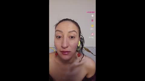 Snapshot of oriana_111 chatting on 24, 5, 2026 oriana_111 online show from 24, 5, 2026