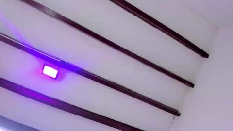 Miss Guzman  online show from 24, 12, 2024