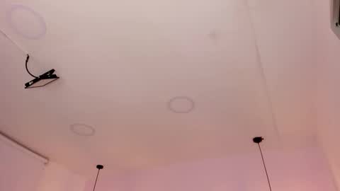 Miss Guzman  online show from 27, 9, 2025