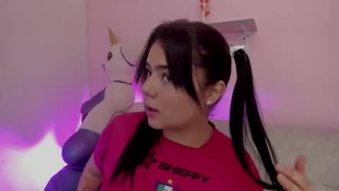 Snapshot of oriana_guzman chatting on 30, 4, 2026 Miss Guzman online show from 30, 4, 2026