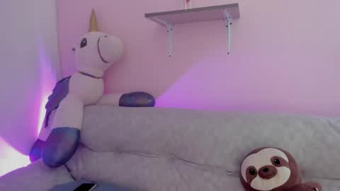 Snapshot of oriana_guzman chatting on 4, 5, 2026 Miss Guzman online show from 4, 5, 2026