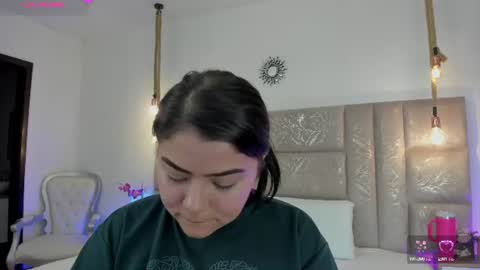 Snapshot of oriana_guzman chatting on 27, 7, 2026 Miss Guzman online show from 27, 7, 2026