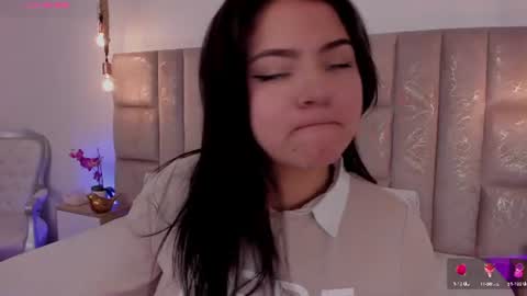 Snapshot of oriana_guzman chatting on 3, 8, 2026 Miss Guzman online show from 3, 8, 2026