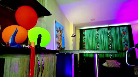 Oriana online show from 8, 2, 2025