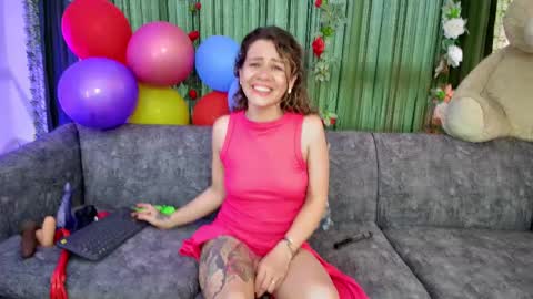 Oriana online show from 2, 3, 2025