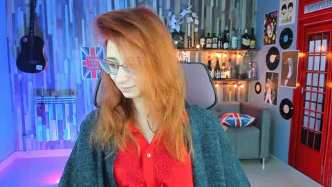 Orianna -  Hi Im into geek culture cosplay crafting LARP games. Shall we play DnD online show from 4, 12, 2024